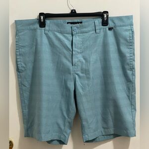 Travis Mathew men’s golf shorts